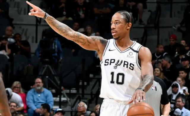 皇冠体育官网-主动示好!德罗赞:和詹眉搭配没问题 我不在乎薪水